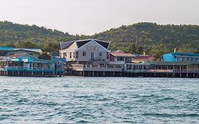 ซันโตซ่า รีสอร์ท